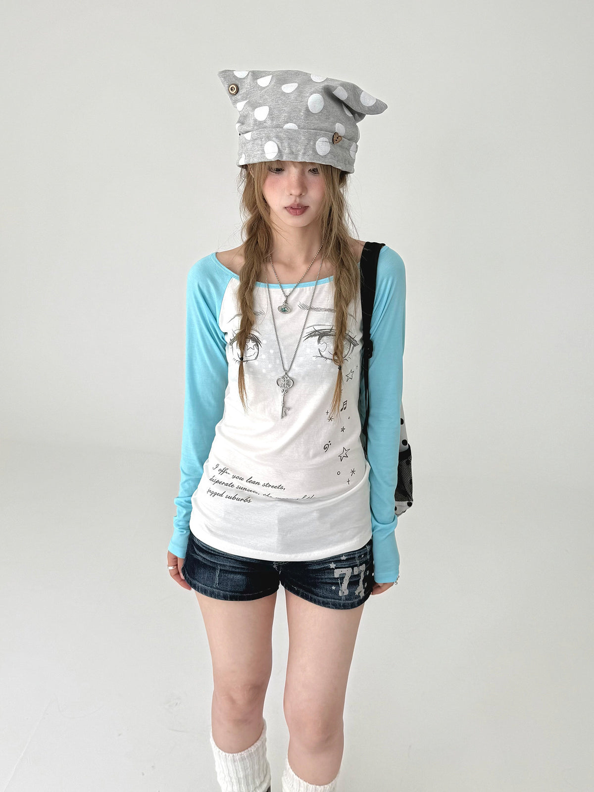 Tear-Eye Graphic Contrast Sleeve Long Sleeve Tee