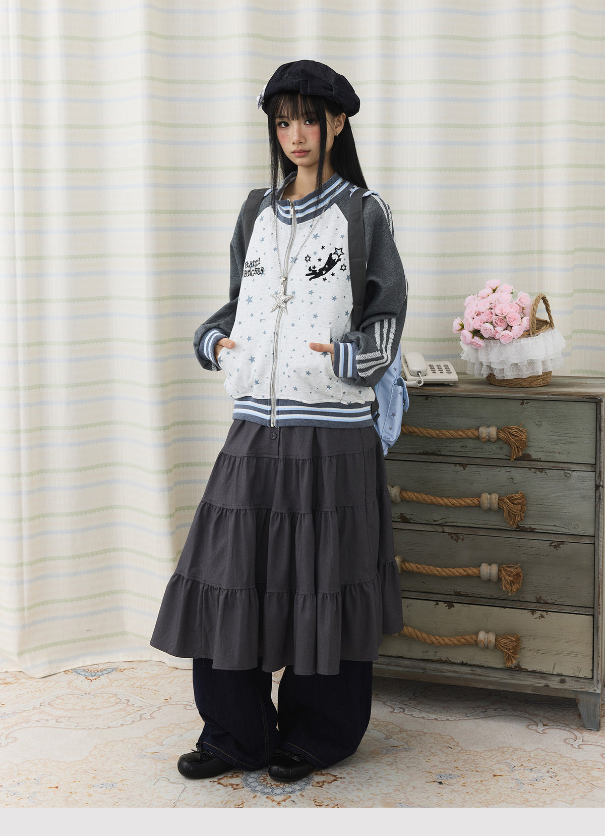 Star Contrast Zip-Up Hoodie