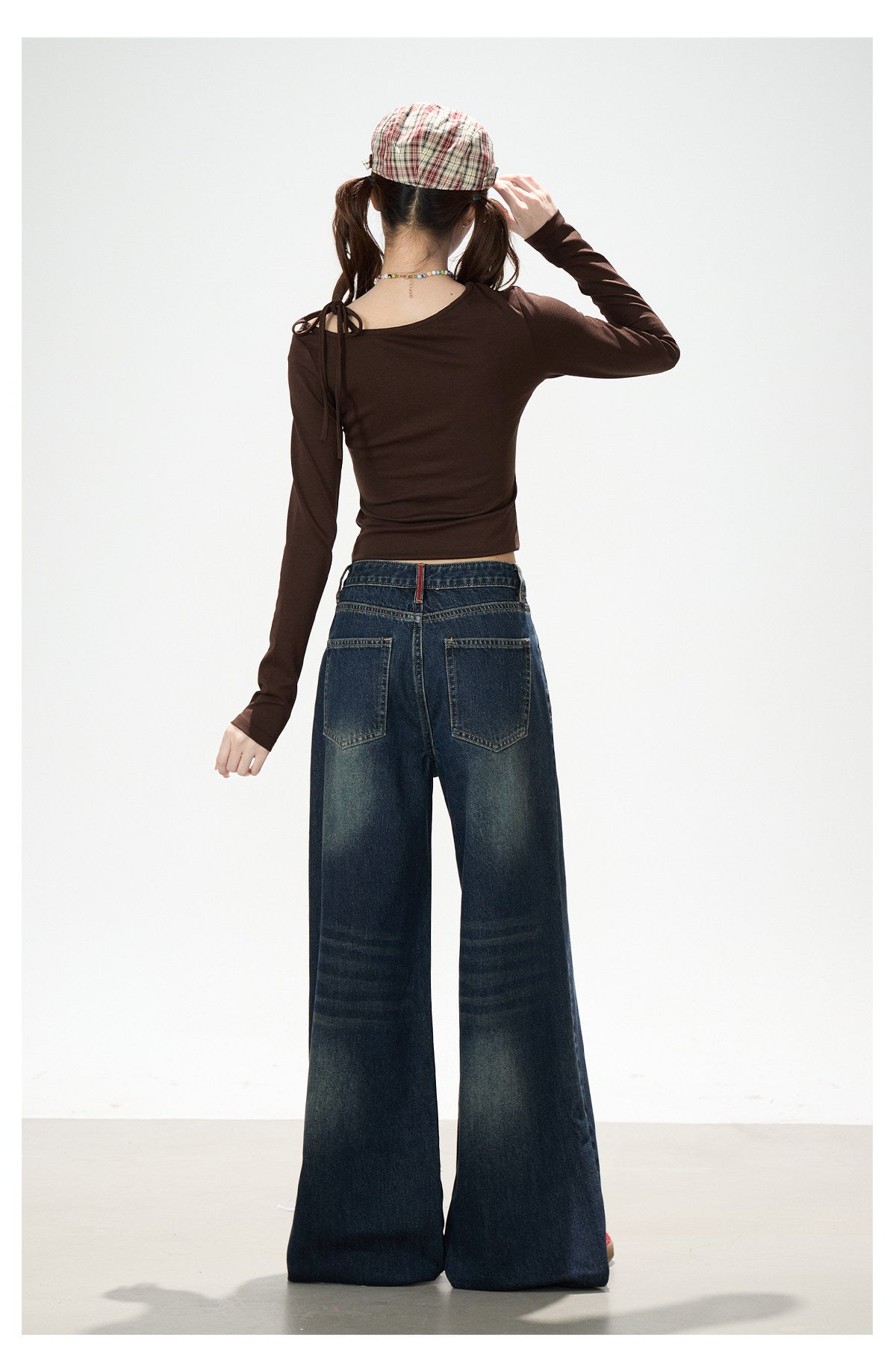 Frayed Star Patch Washed Wide-Leg Jeans
