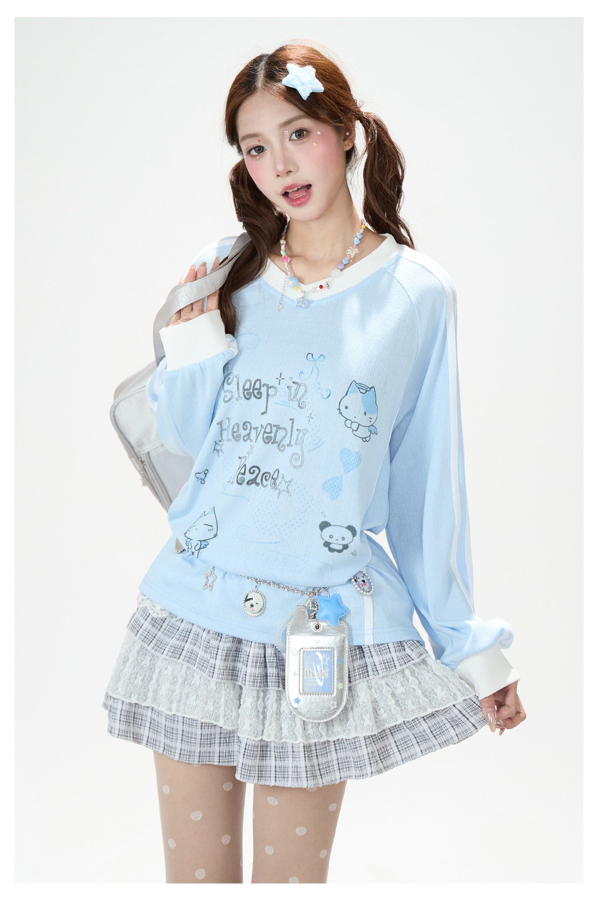 Dreamy Hand-Drawn V-Neck Long Sleeve Top