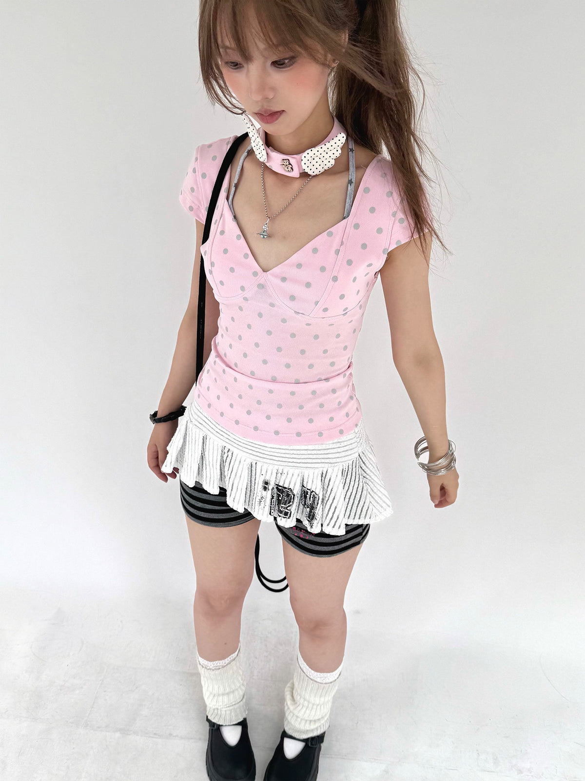 Mechanical Bear Polka Dot V-Neck Fitted Tee with Choker