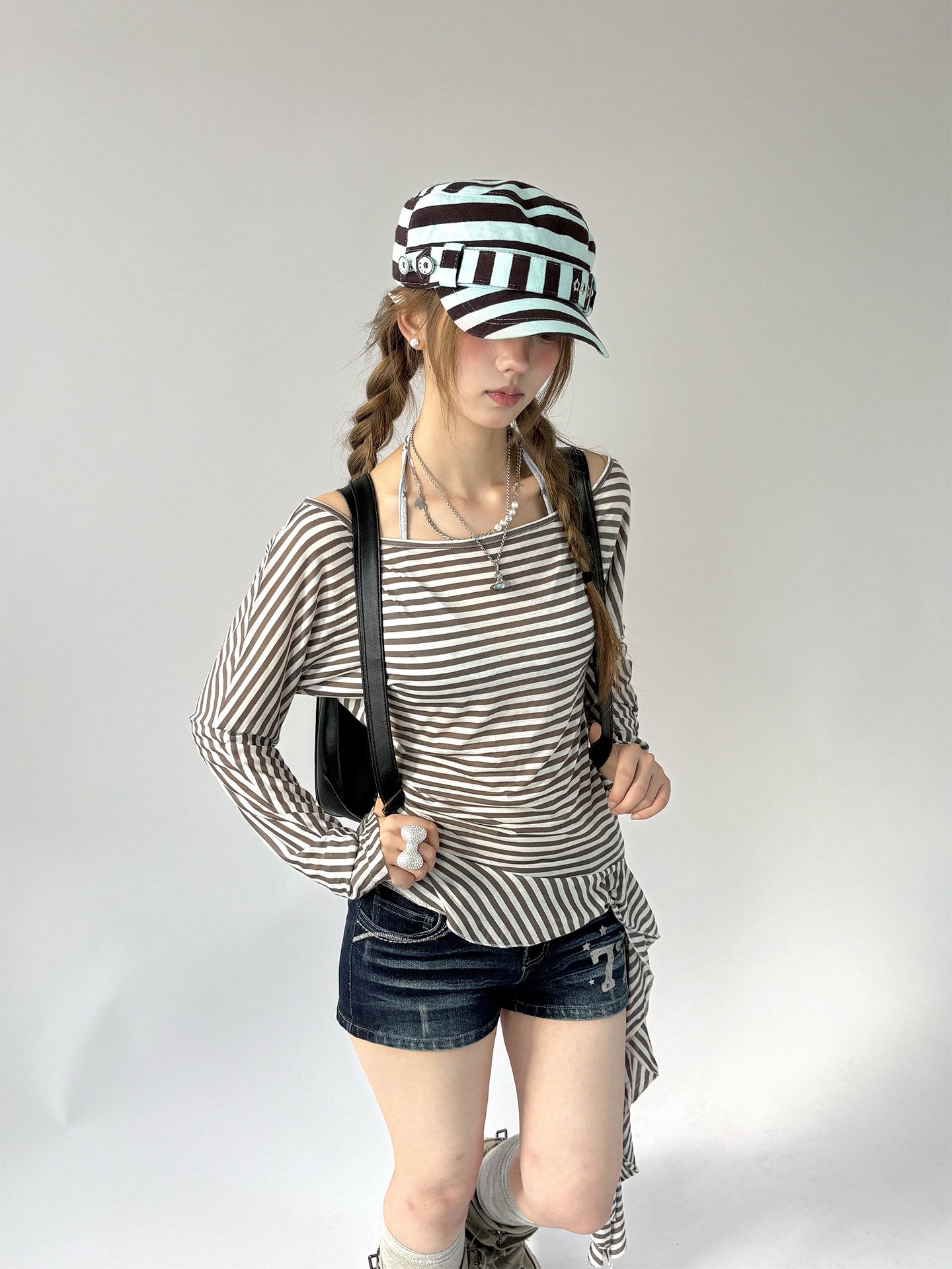 Vintage 77 Star Low-Rise Denim Shorts