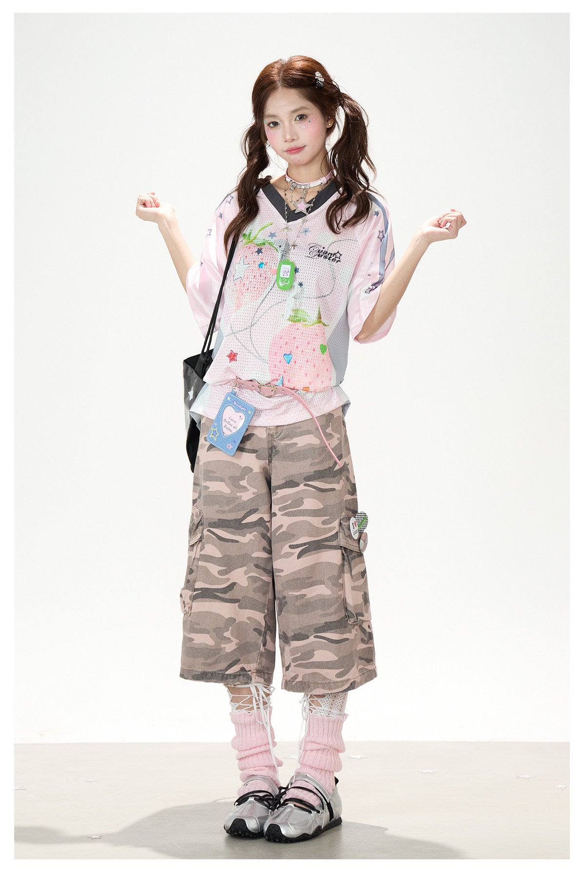 Angel Fruit Mesh Tee & Pink Camo Cargo Shorts