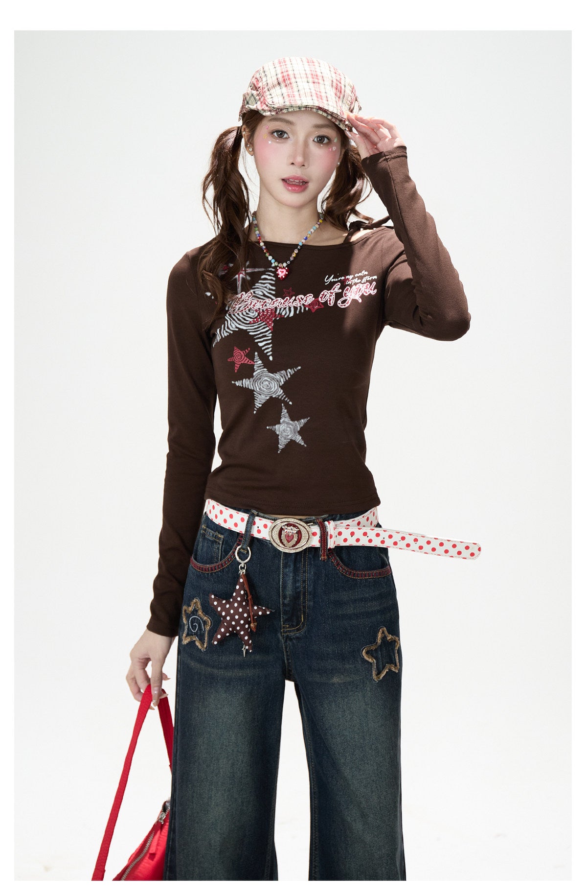 Vintage Star Print Off-Shoulder Long Sleeve Top & Star Patch Wide-Leg Jeans