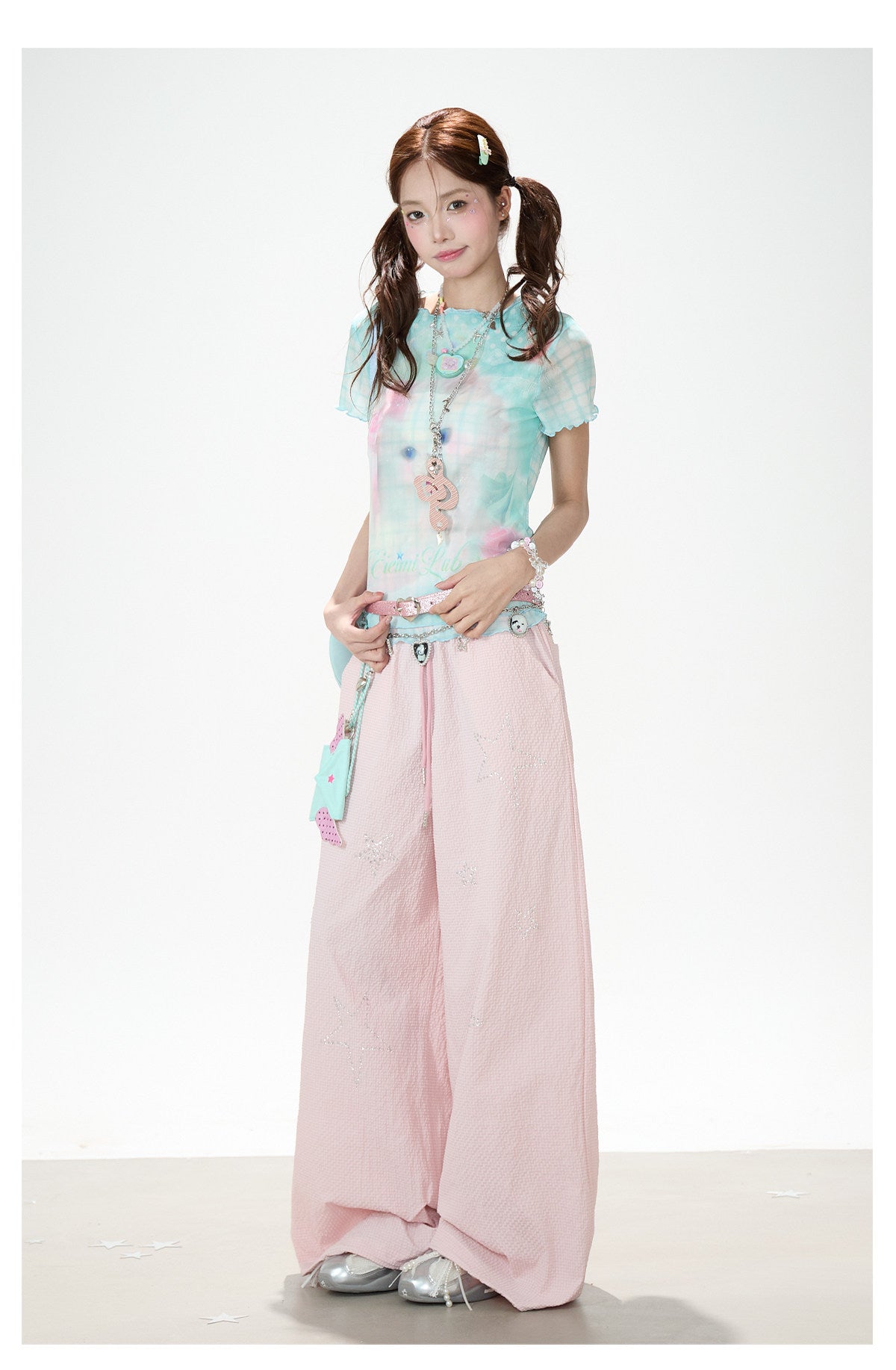 Pastel Cat Mesh Tee & Pink Star Wide-Leg Pants