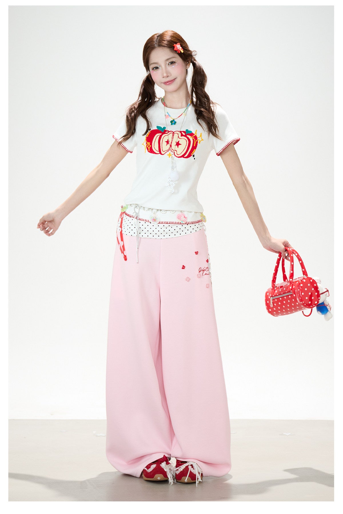 Apple Star Graphic Baby Tee & Denim Bermuda Pants