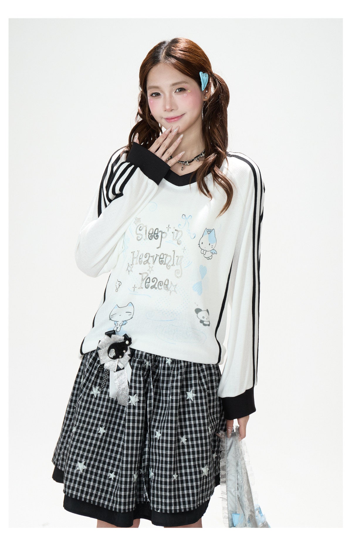 Dreamy Hand-Drawn V-Neck Long Sleeve Top
