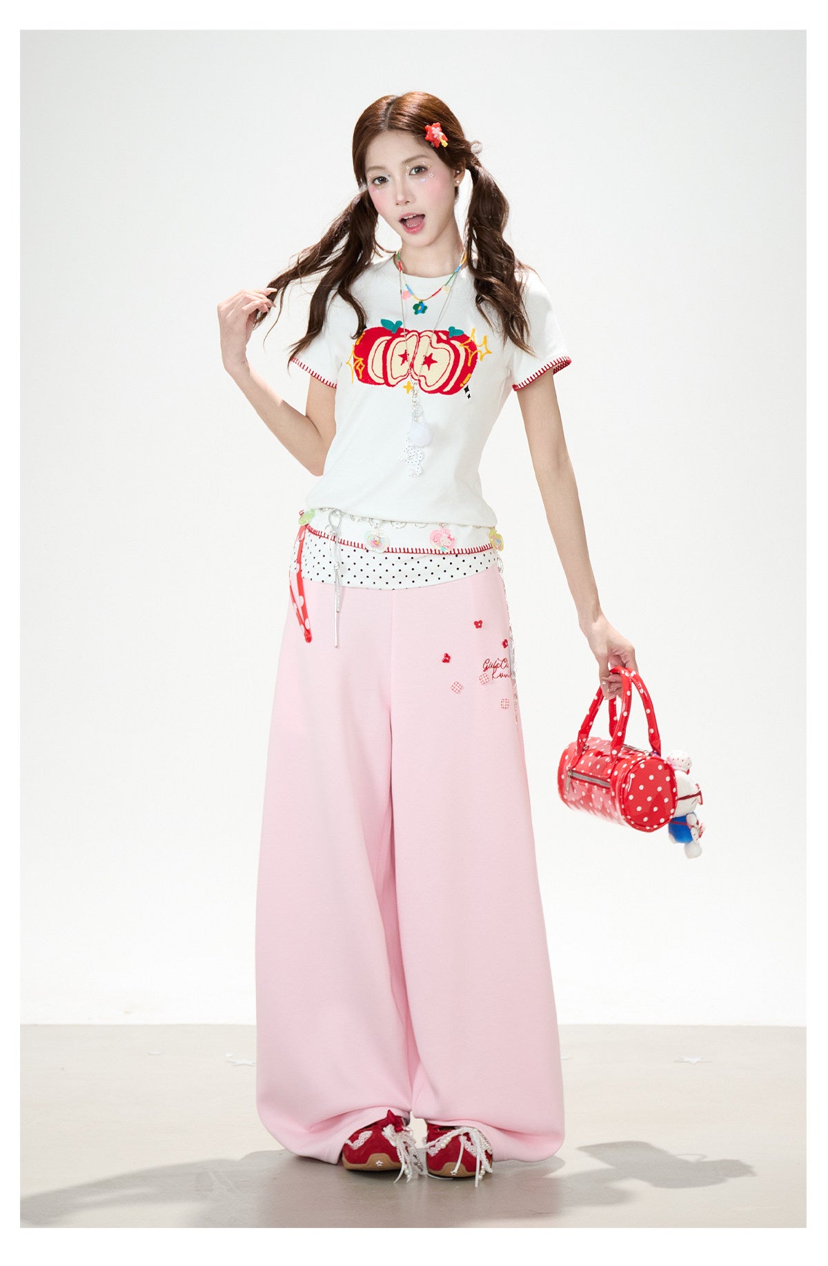 Apple Star Graphic Baby Tee & Denim Bermuda Pants
