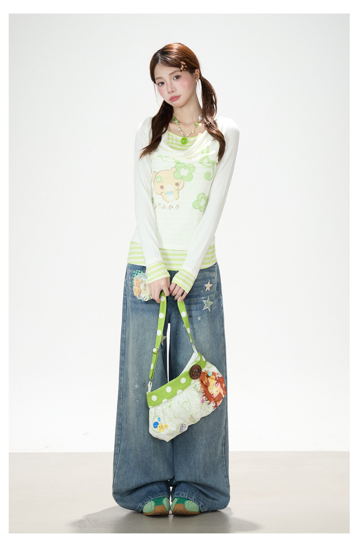 Vintage Washed Star Print Wide-Leg Jeans