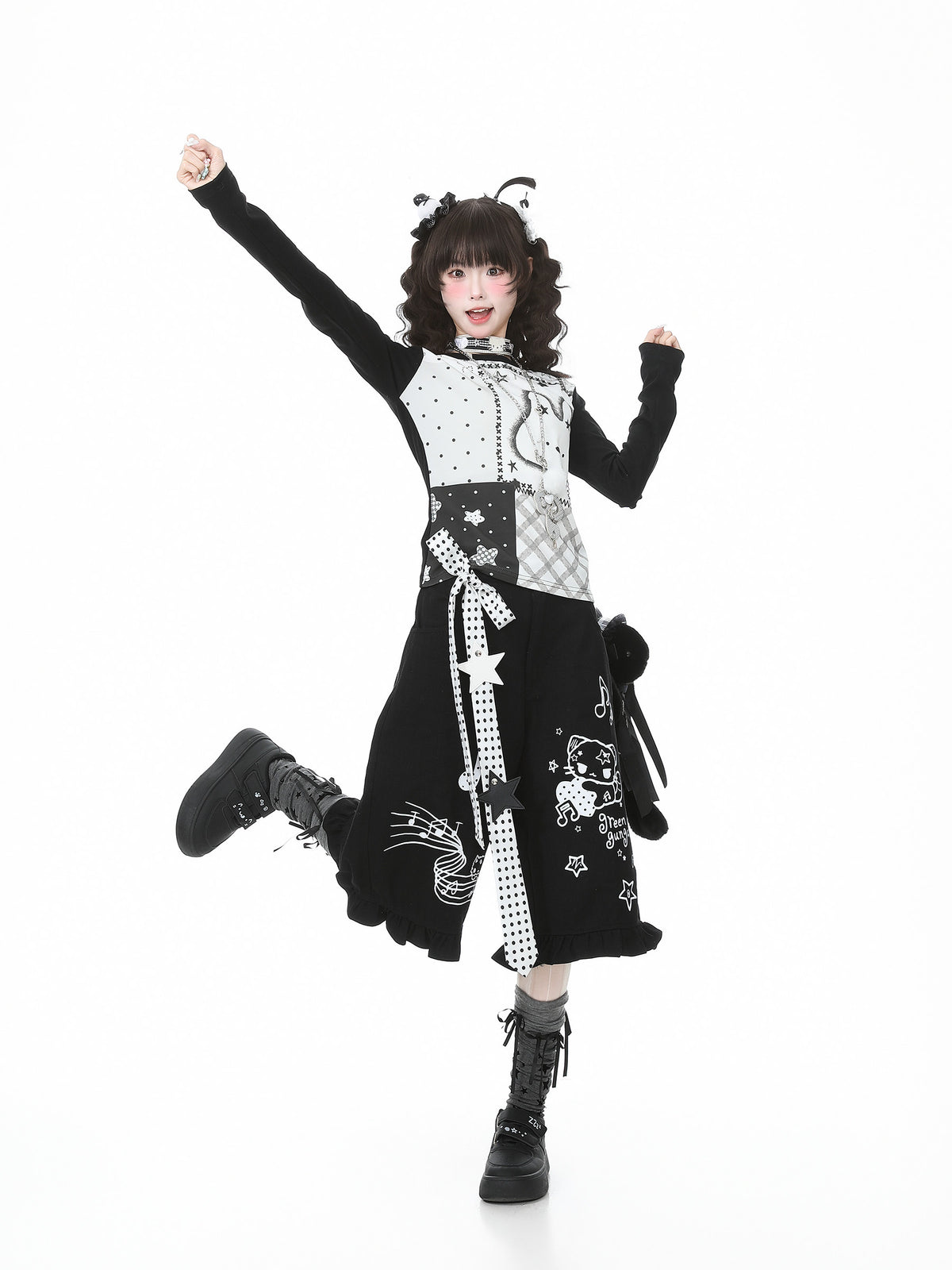 Music Cat Ruffle Capri Jeans with Star Belt
