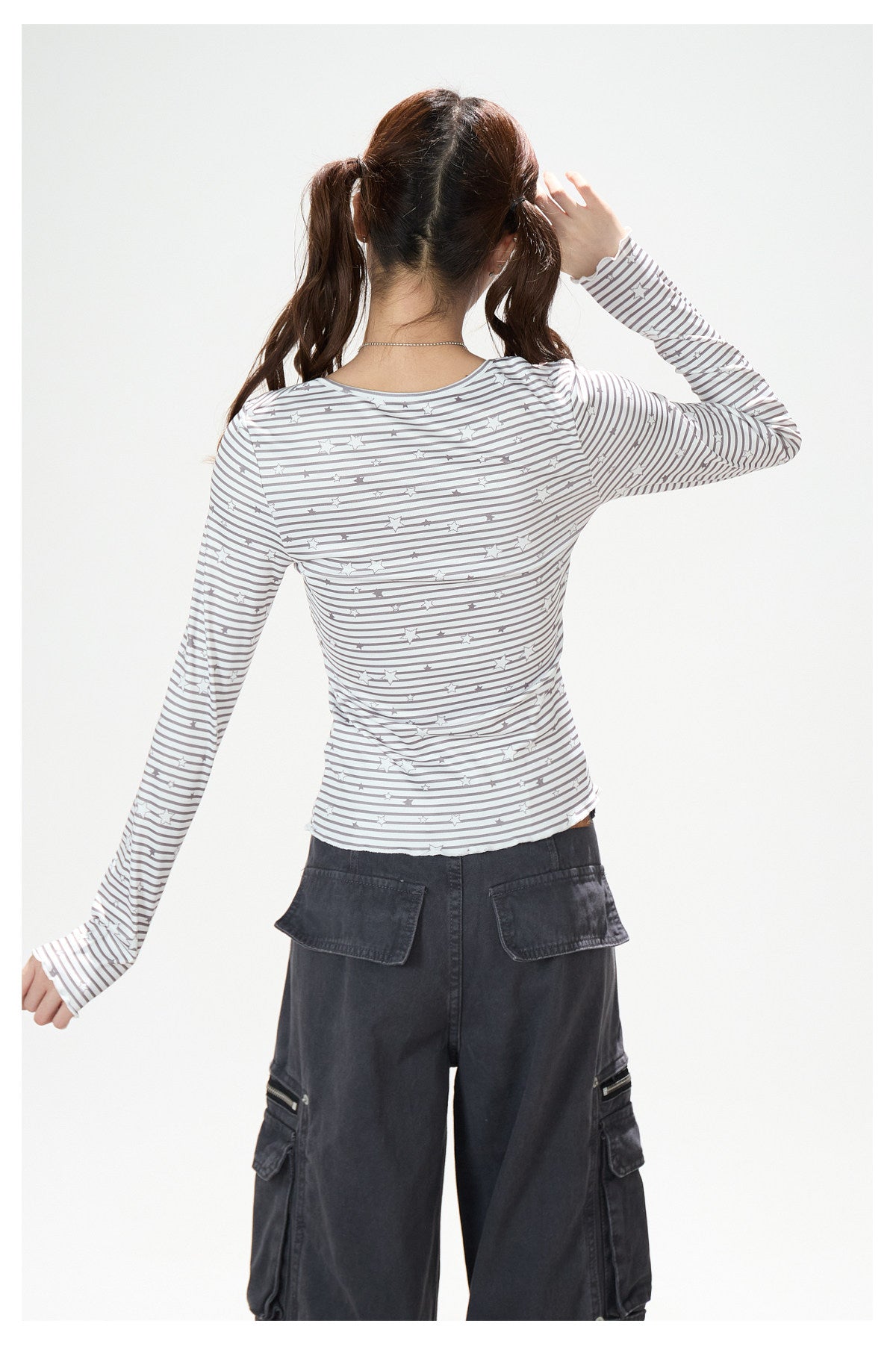 Washed Gray Multi-Pocket Wide-Leg Cargo Jeans