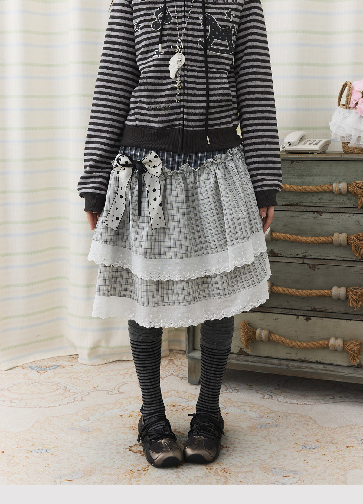 Asymmetric Plaid Lace Tiered Midi Skirt