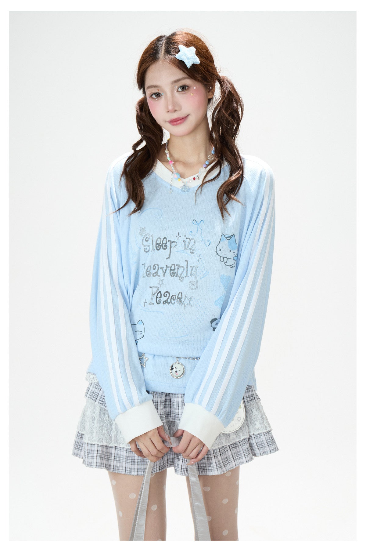 Dreamy Hand-Drawn V-Neck Long Sleeve Top