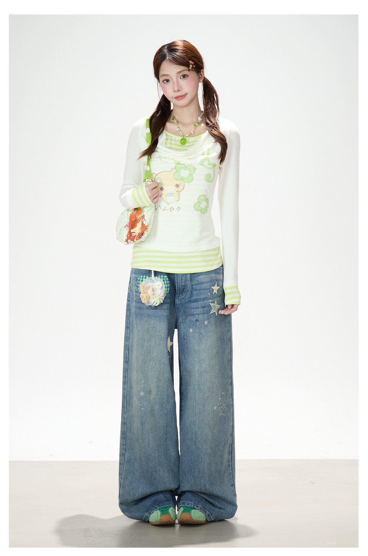 Vintage Washed Star Print Wide-Leg Jeans