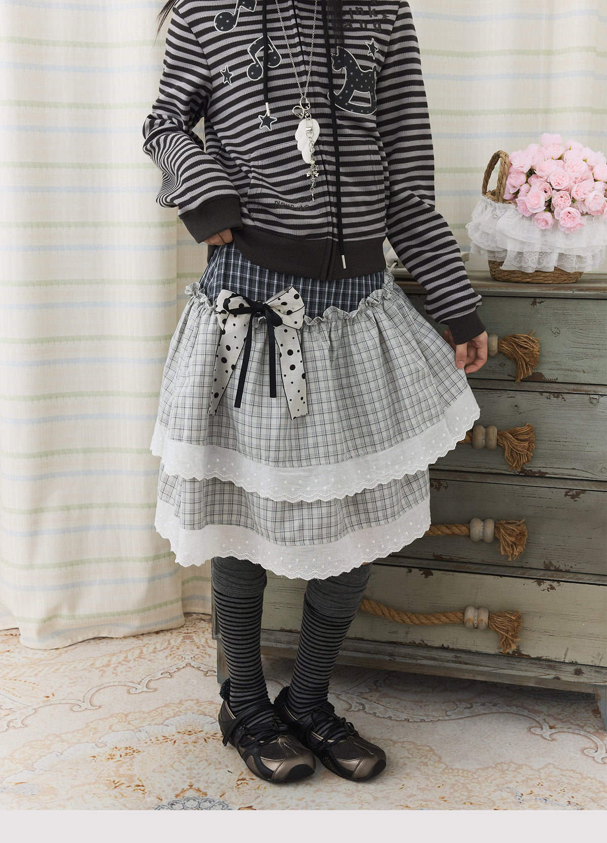 Asymmetric Plaid Lace Tiered Midi Skirt