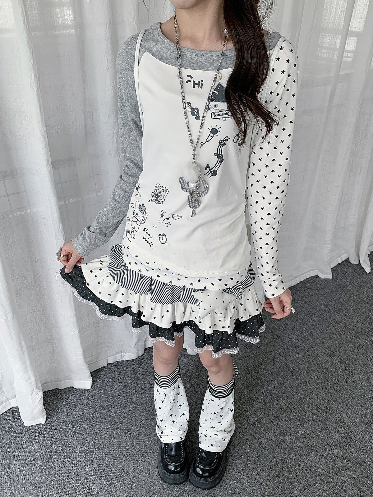 Star Graphic Asymmetric Layered Long Sleeve Top