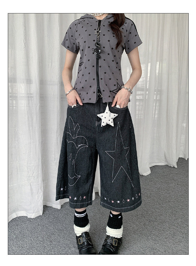 Star Embroidered Denim Capri Pants with Charm