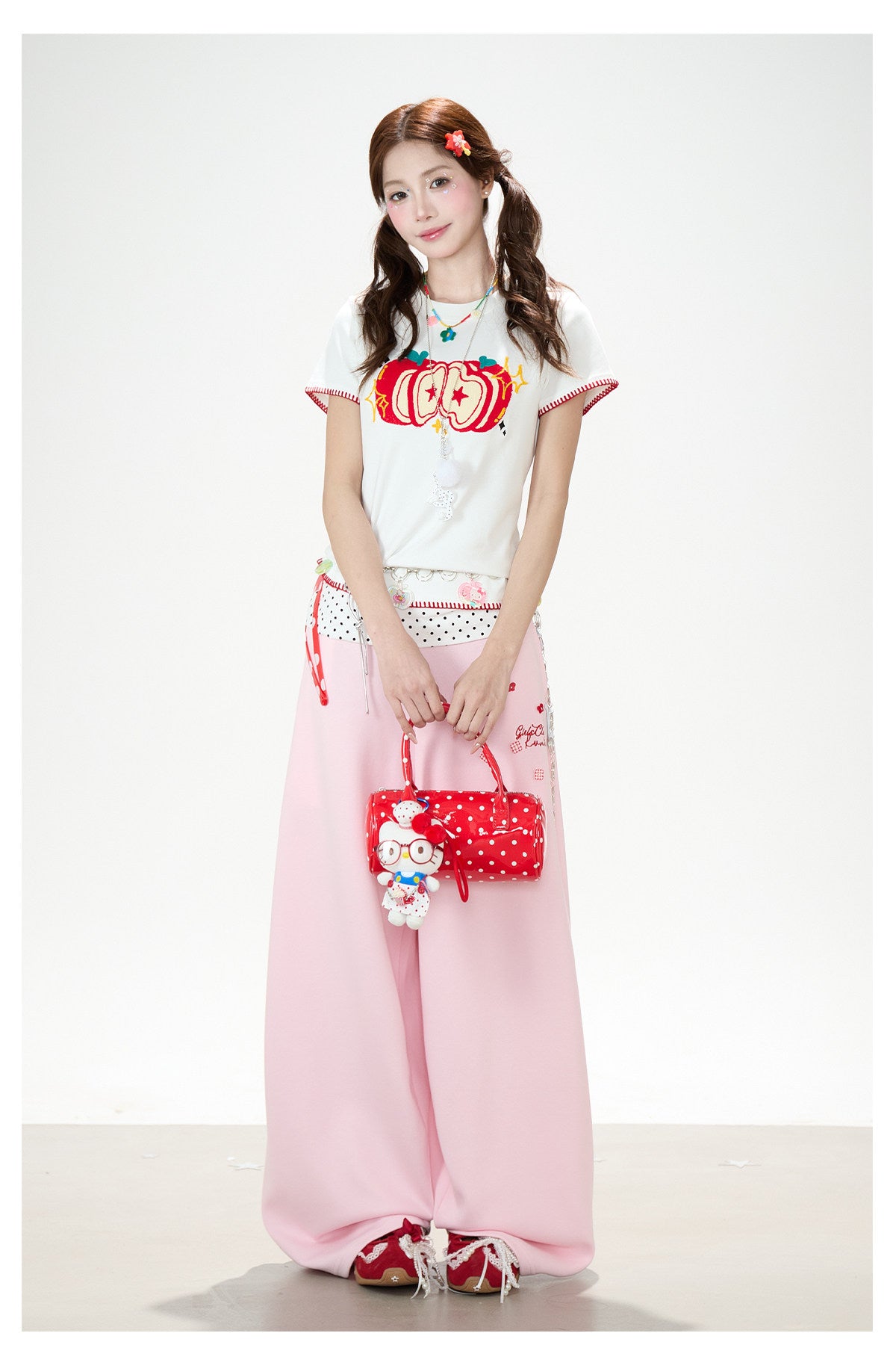 Apple Star Graphic Baby Tee & Denim Bermuda Pants