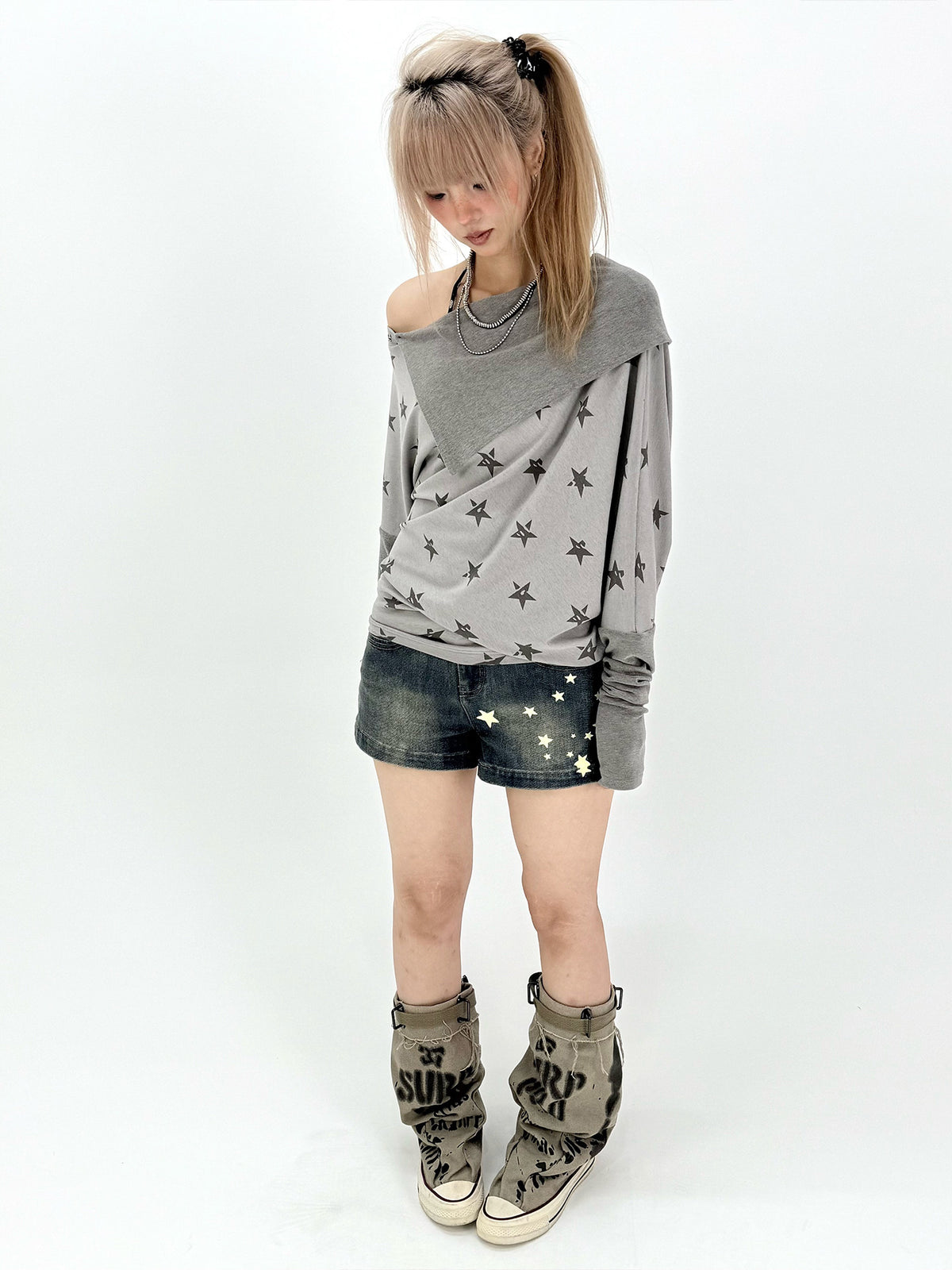 Star Print Washed Low-Rise Denim Shorts