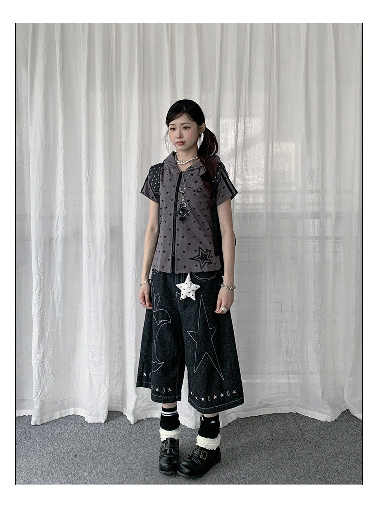 Star Embroidered Denim Capri Pants with Charm