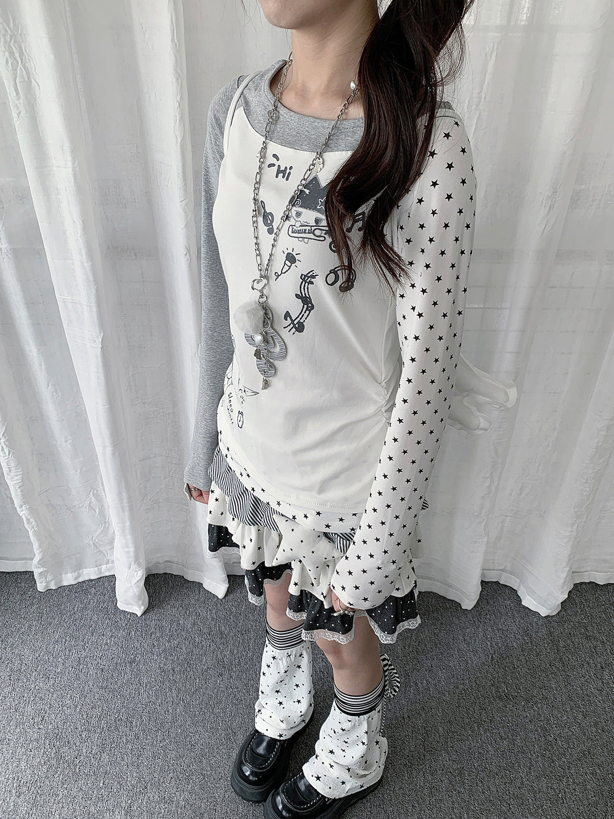Star Graphic Asymmetric Layered Long Sleeve Top