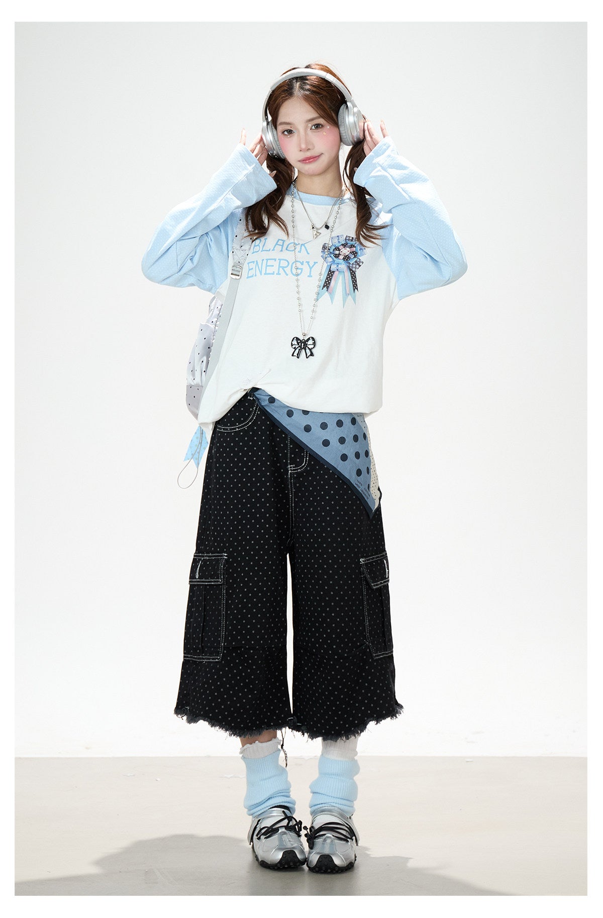 Badge Graphic Raglan Long Sleeve Top