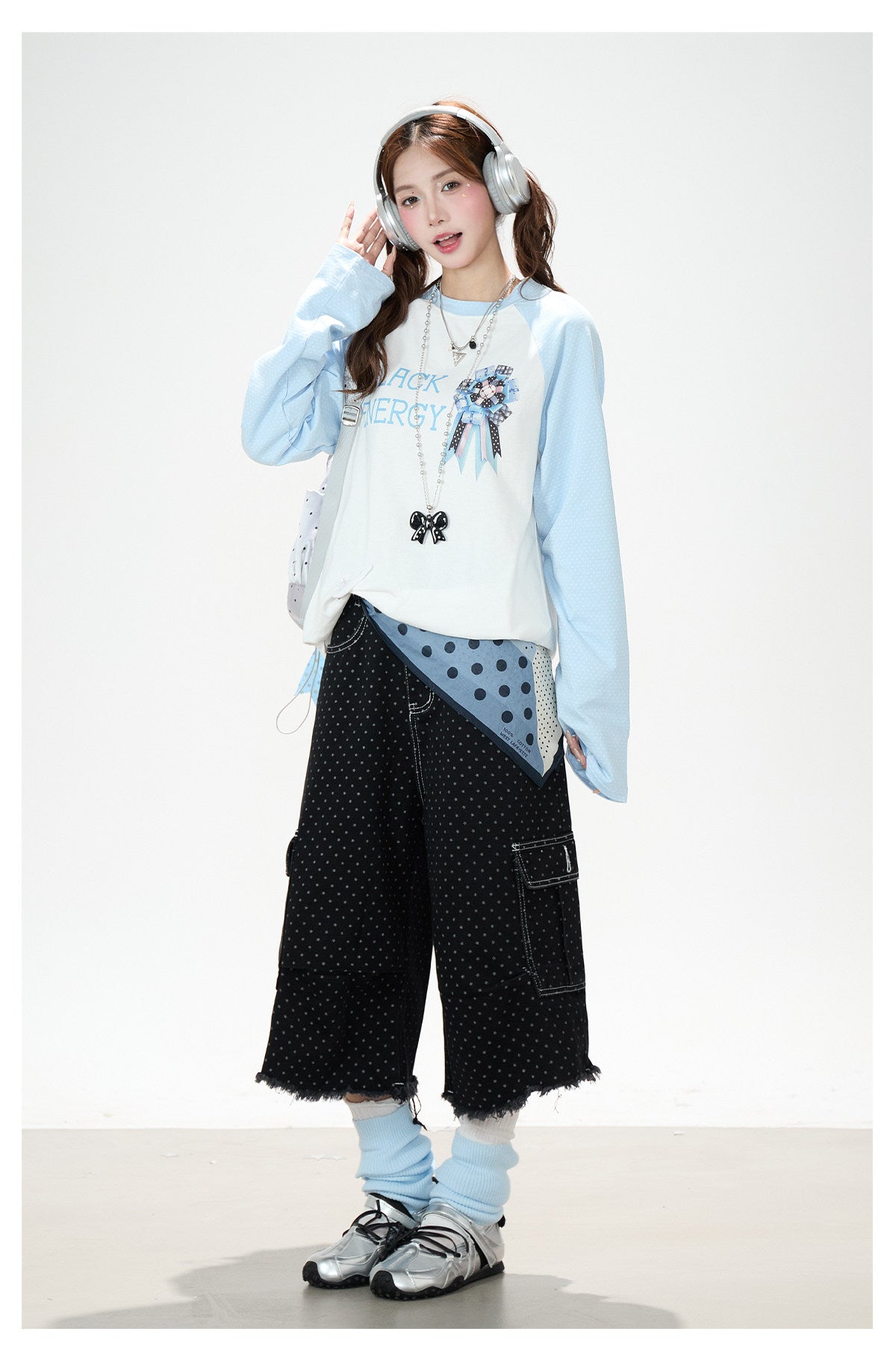 Badge Graphic Raglan Long Sleeve Top