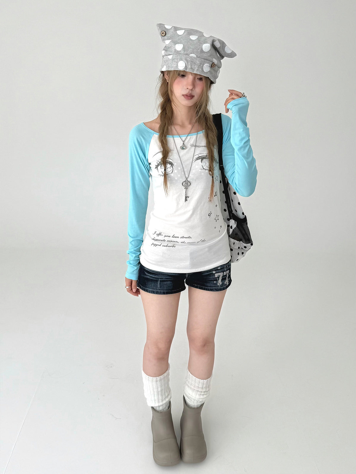 Tear-Eye Graphic Contrast Sleeve Long Sleeve Tee