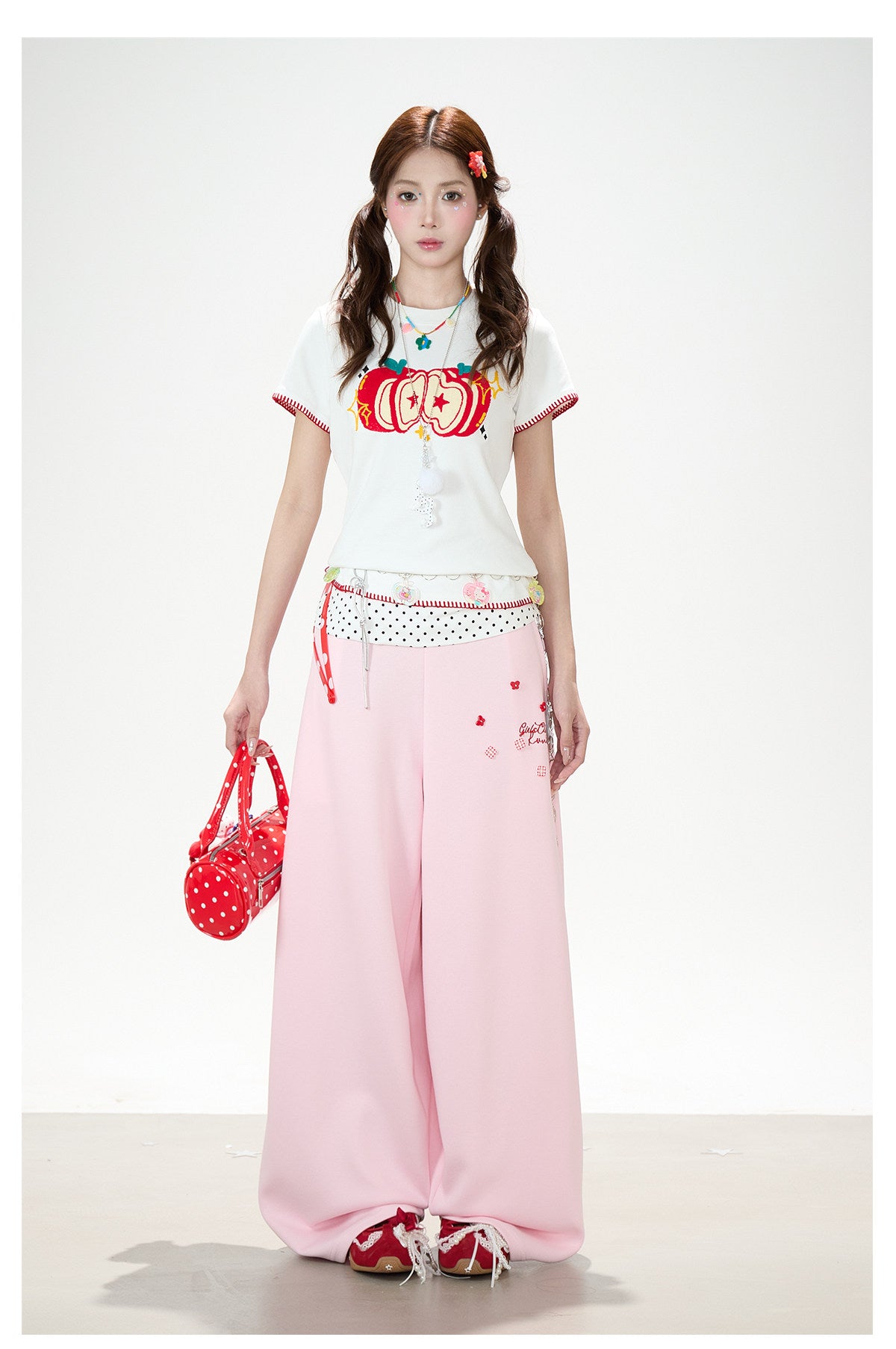 Apple Star Graphic Baby Tee & Denim Bermuda Pants