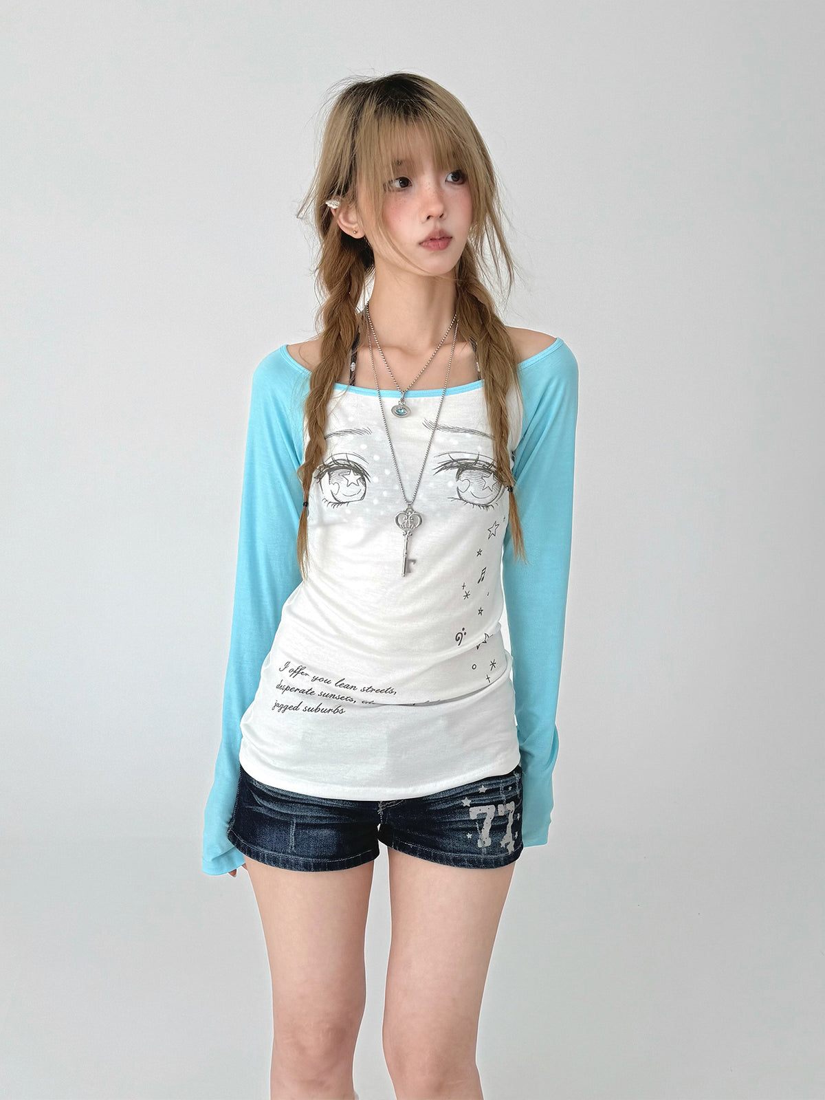 Tear-Eye Graphic Contrast Sleeve Long Sleeve Tee