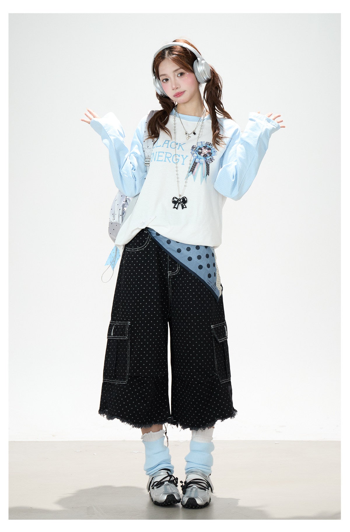Badge Graphic Raglan Long Sleeve Top