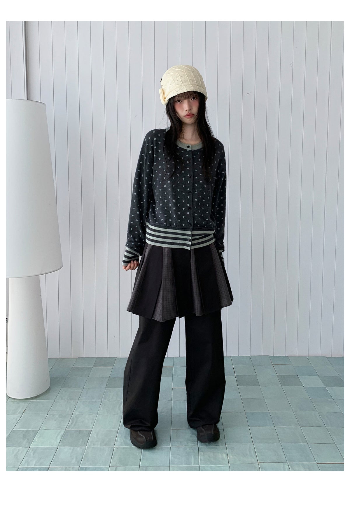 Star Print Contrast-Trim Knit Cardigan