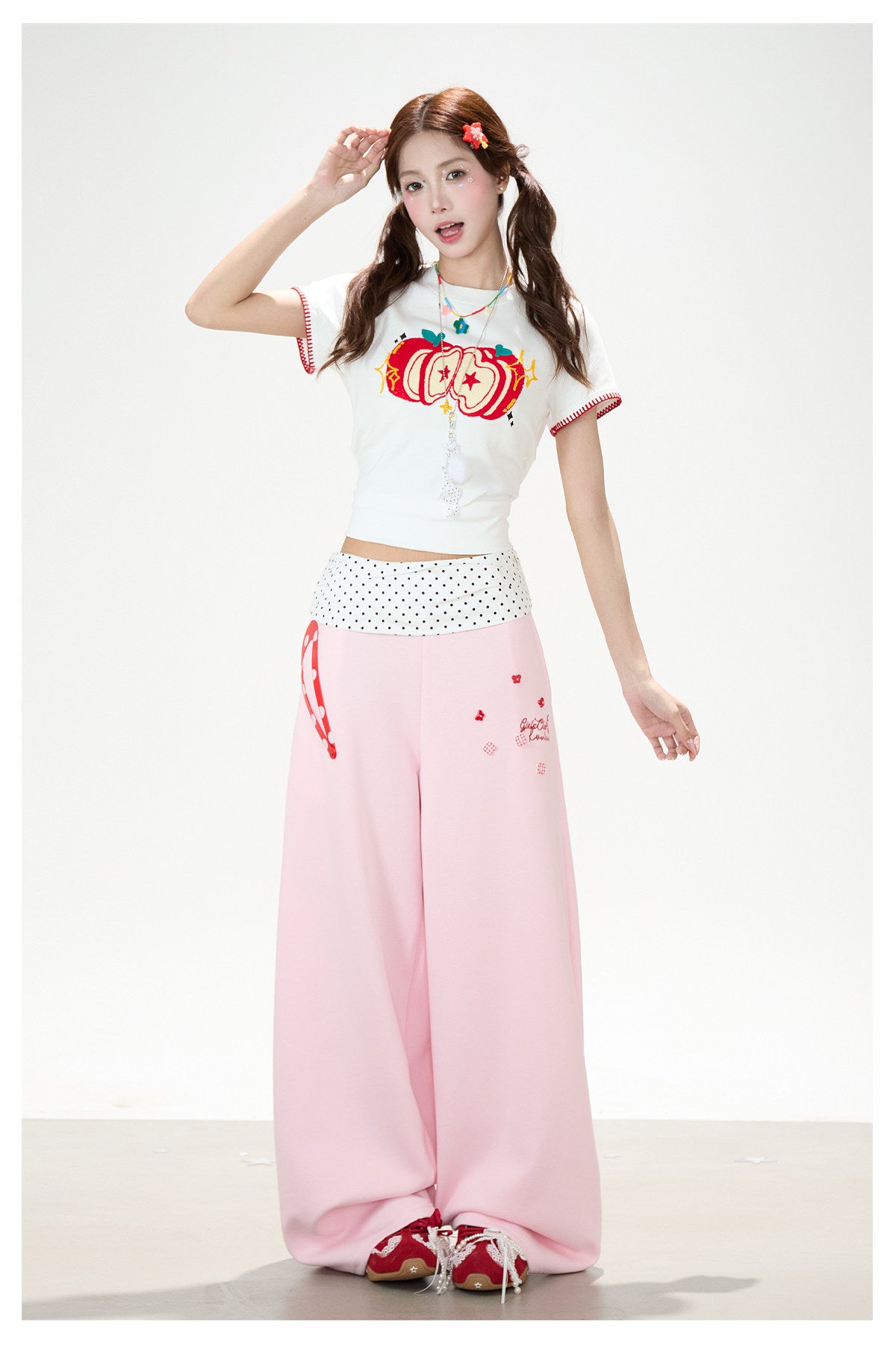 Apple Star Graphic Baby Tee & Denim Bermuda Pants