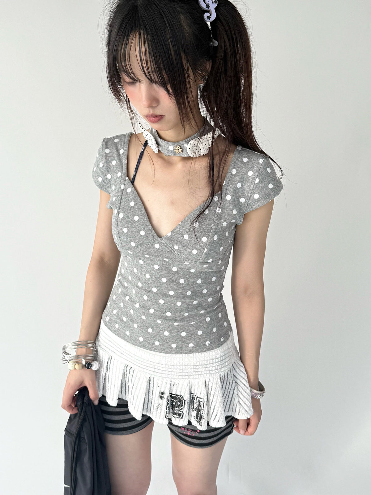 Polka Dot V-Neck Fitted Tee with Choker