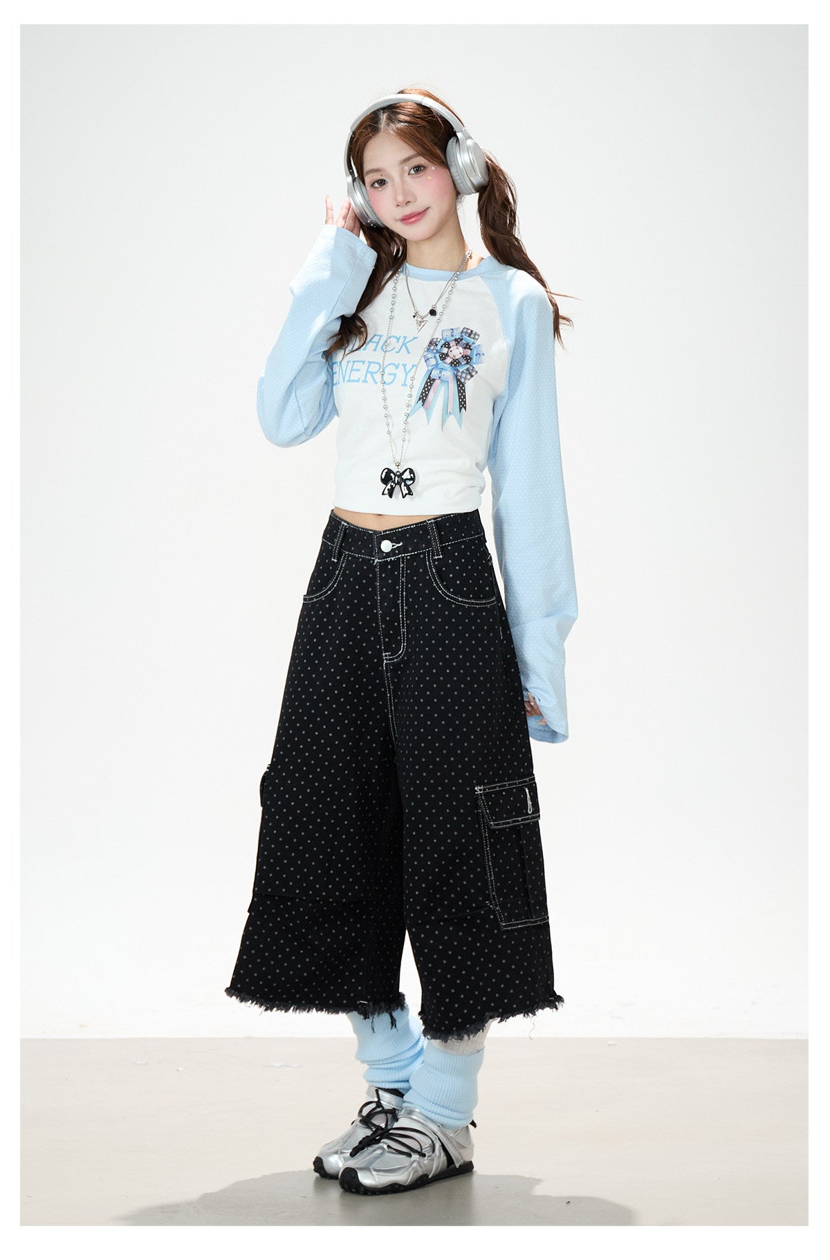 Badge Graphic Raglan Long Sleeve Top