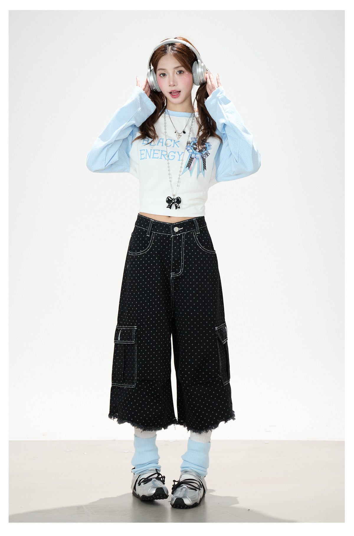 Badge Graphic Raglan Long Sleeve Top