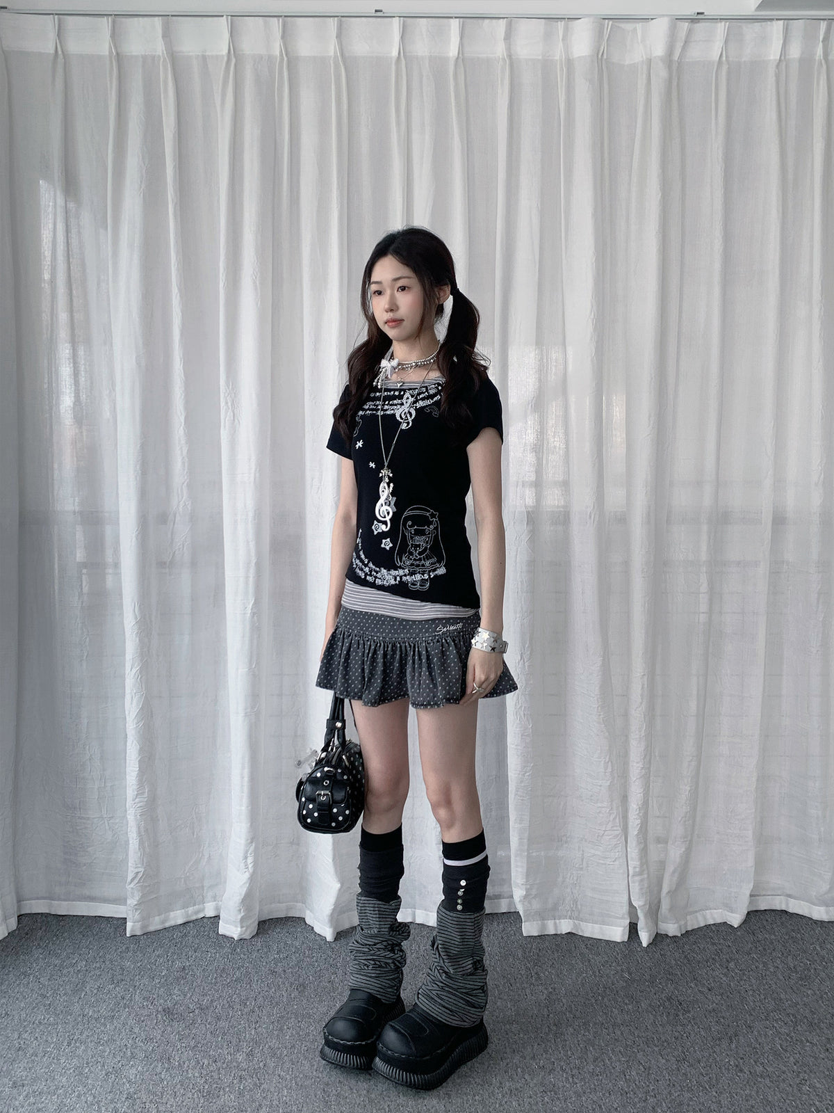 Gray Star Print Ruffle Mini Skort