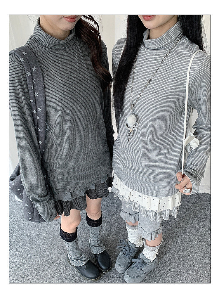 Fine Stripe Mock-Neck Long Sleeve Top