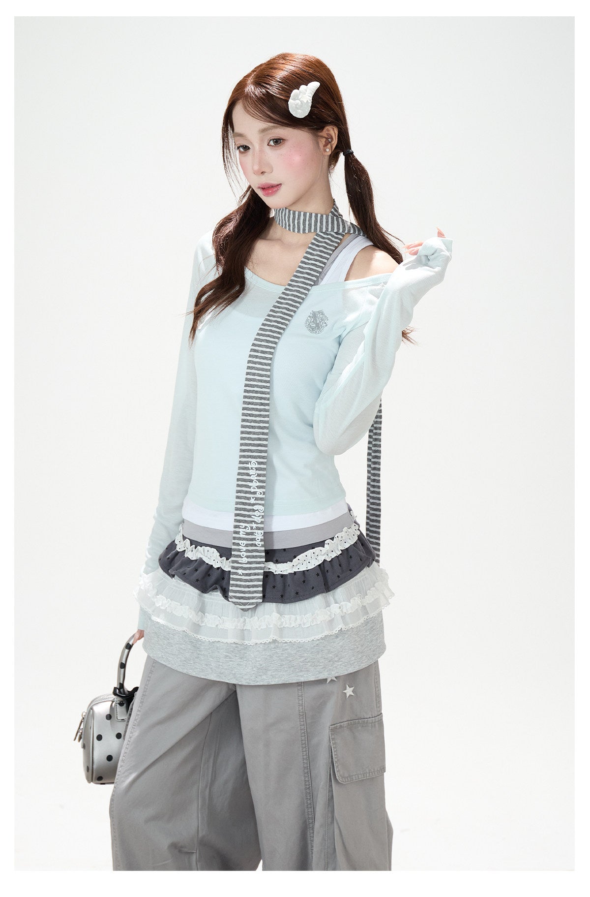 Off-Shoulder Layered Two-Piece Top Set & Gray Wide-Leg Cargo Pants