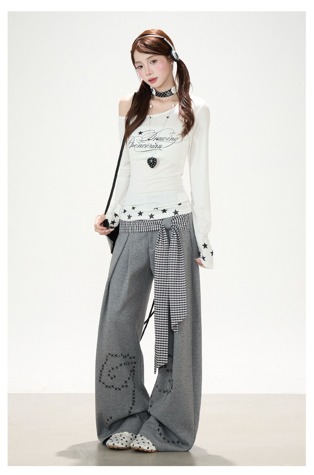 Star Letter Off-Shoulder Long Sleeve Top & Gray Graphic Wide-Leg Pants