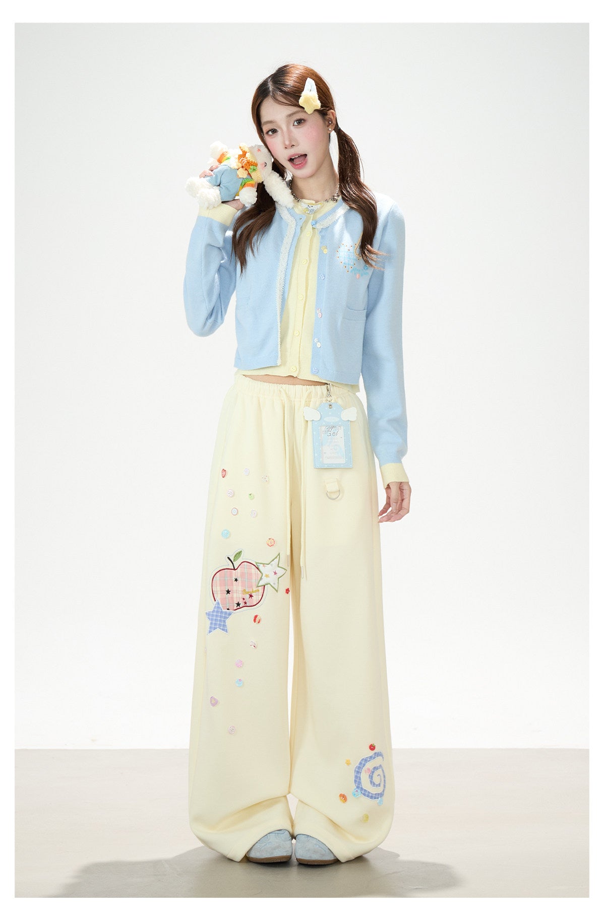 Apple Star Patch Wide-Leg Sweatpants