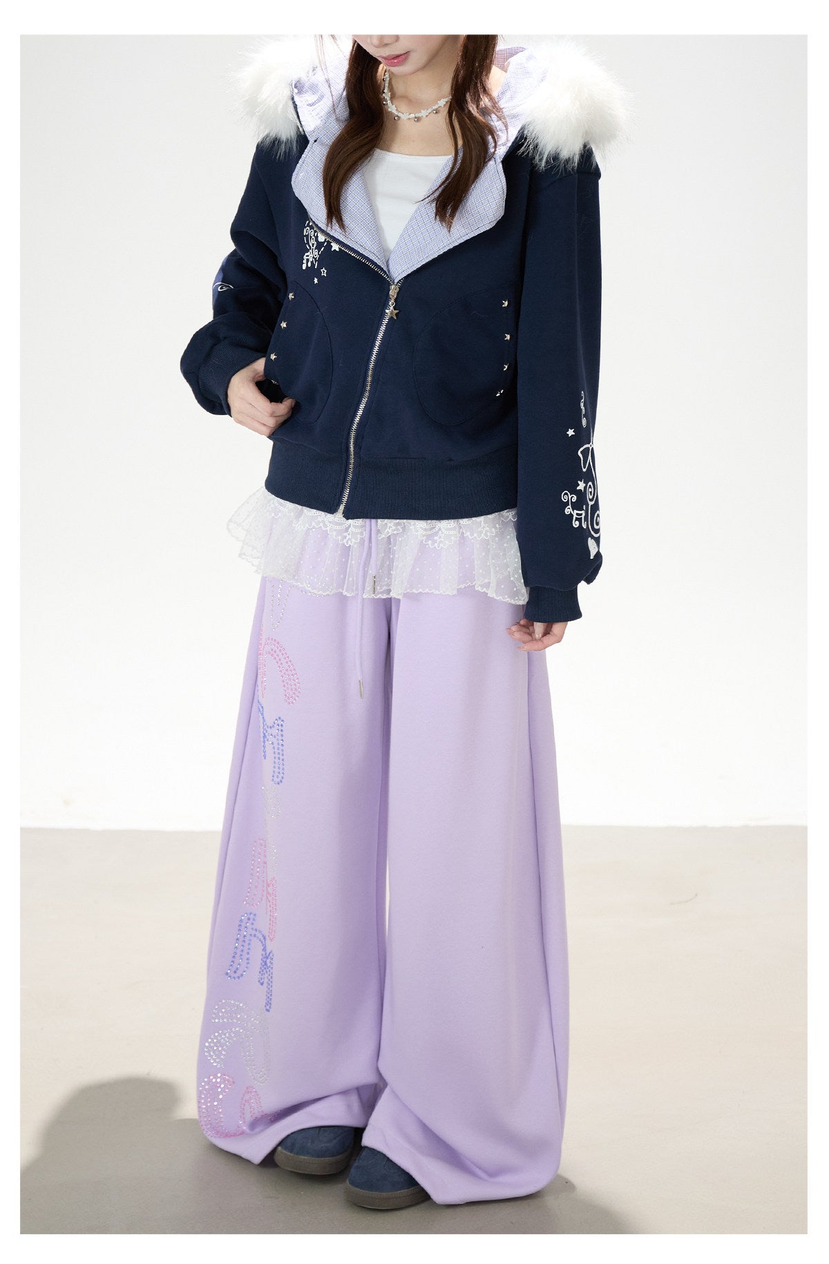 Pantalon de survêtement à jambes larges avec strass motif étoile de mer