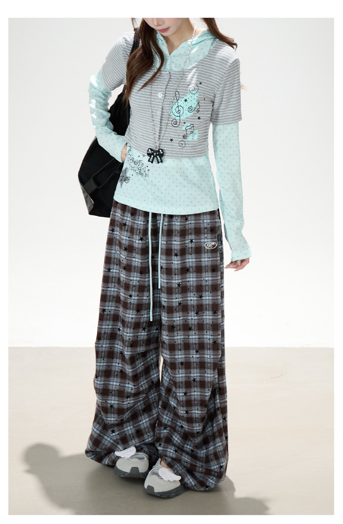 Striped Polka-Dot Layered Two-Piece Top Set & Star Patch Wide-Leg Jeans