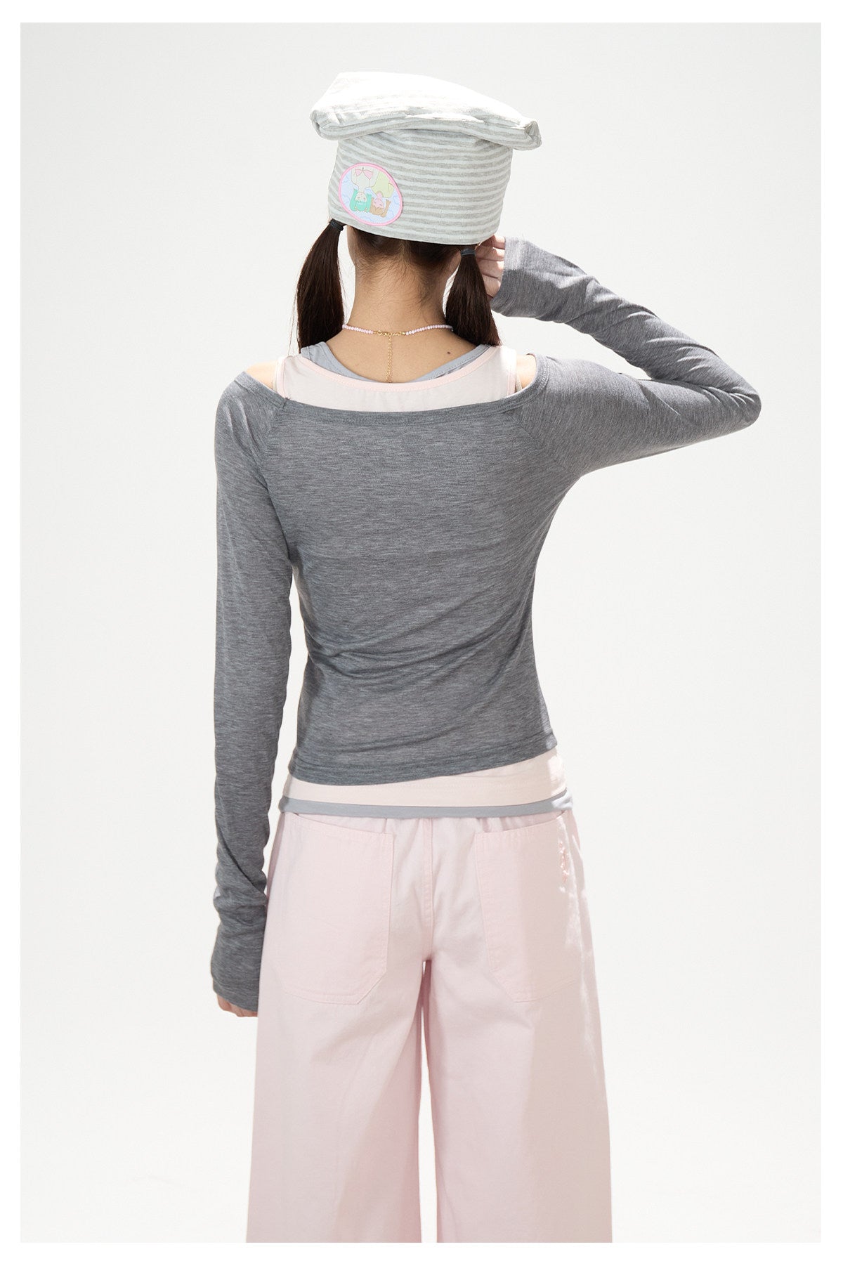 Off-Shoulder Layered Two-Piece Top Set & Gray Wide-Leg Cargo Pants