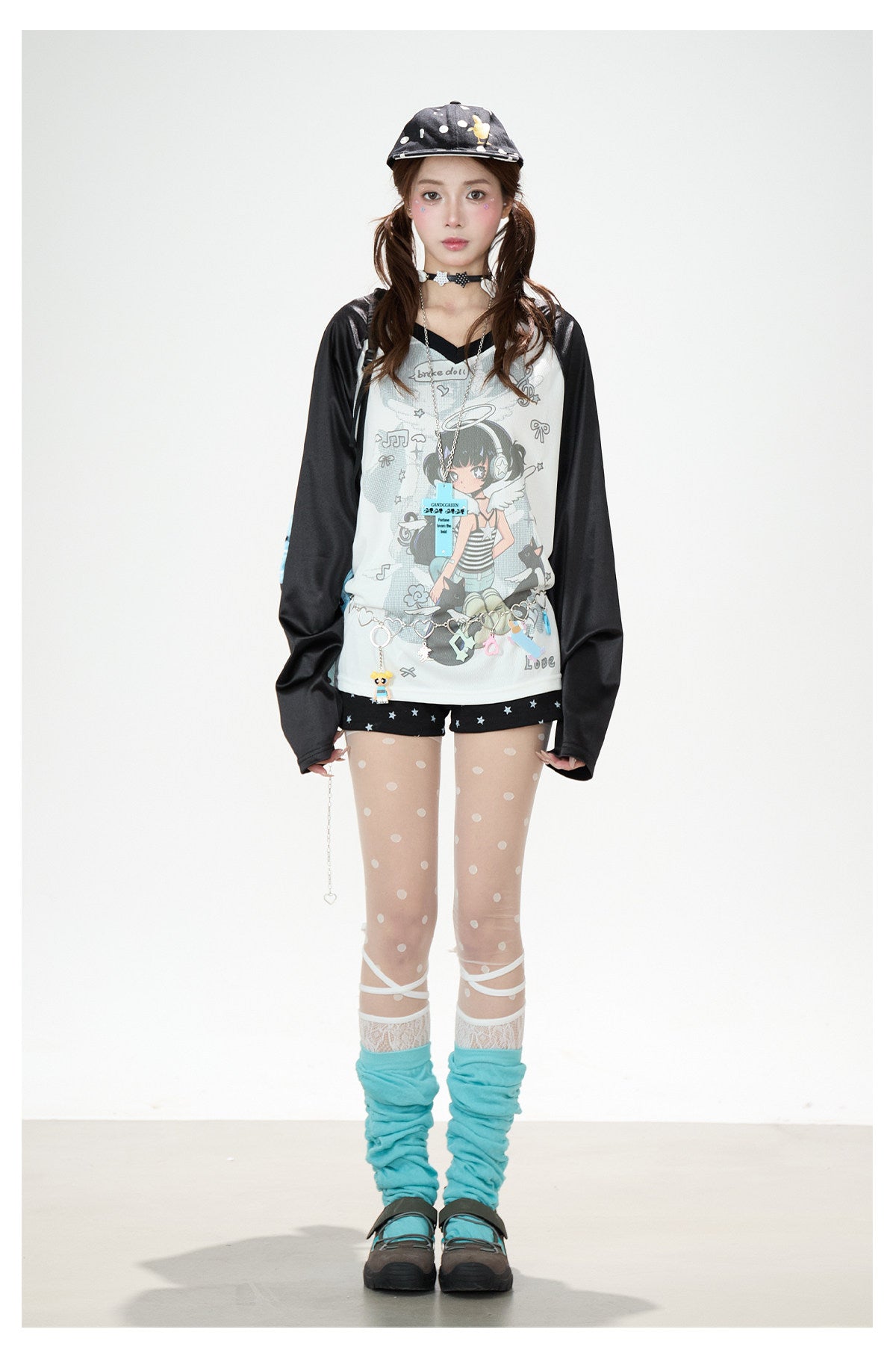 Cartoon Angel Raglan Long Sleeve Top & Black Star Drawstring Shorts