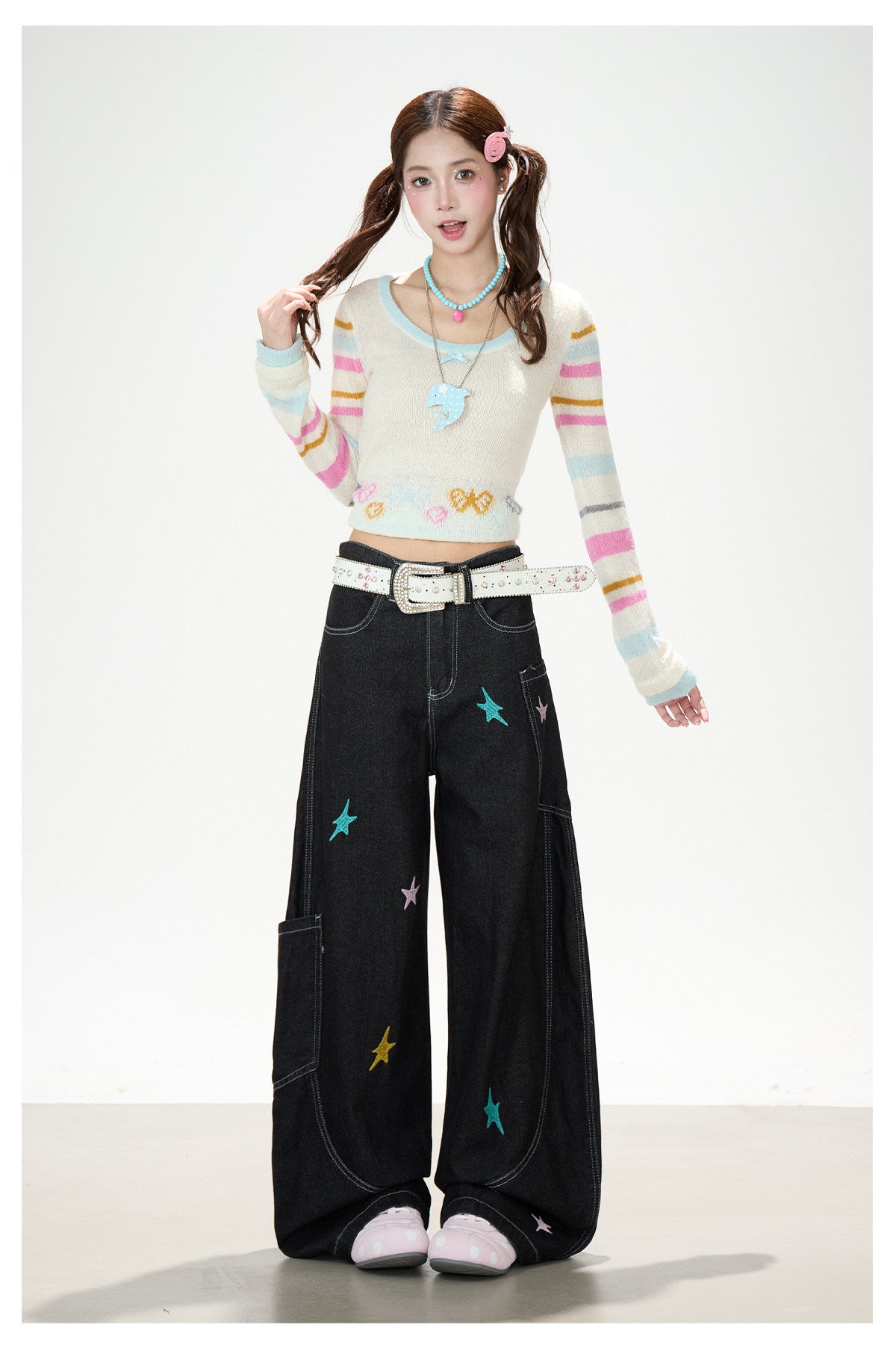 Star Embroidered Deconstructed Wide-Leg Cargo Jeans