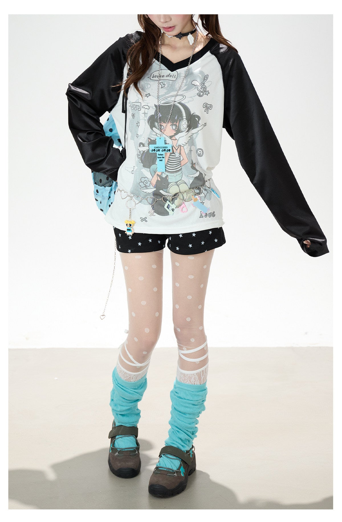 Cartoon Angel Raglan Long Sleeve Top & Black Star Drawstring Shorts