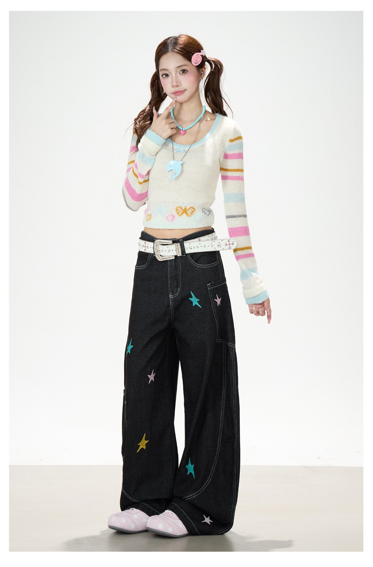 Star Embroidered Deconstructed Wide-Leg Cargo Jeans