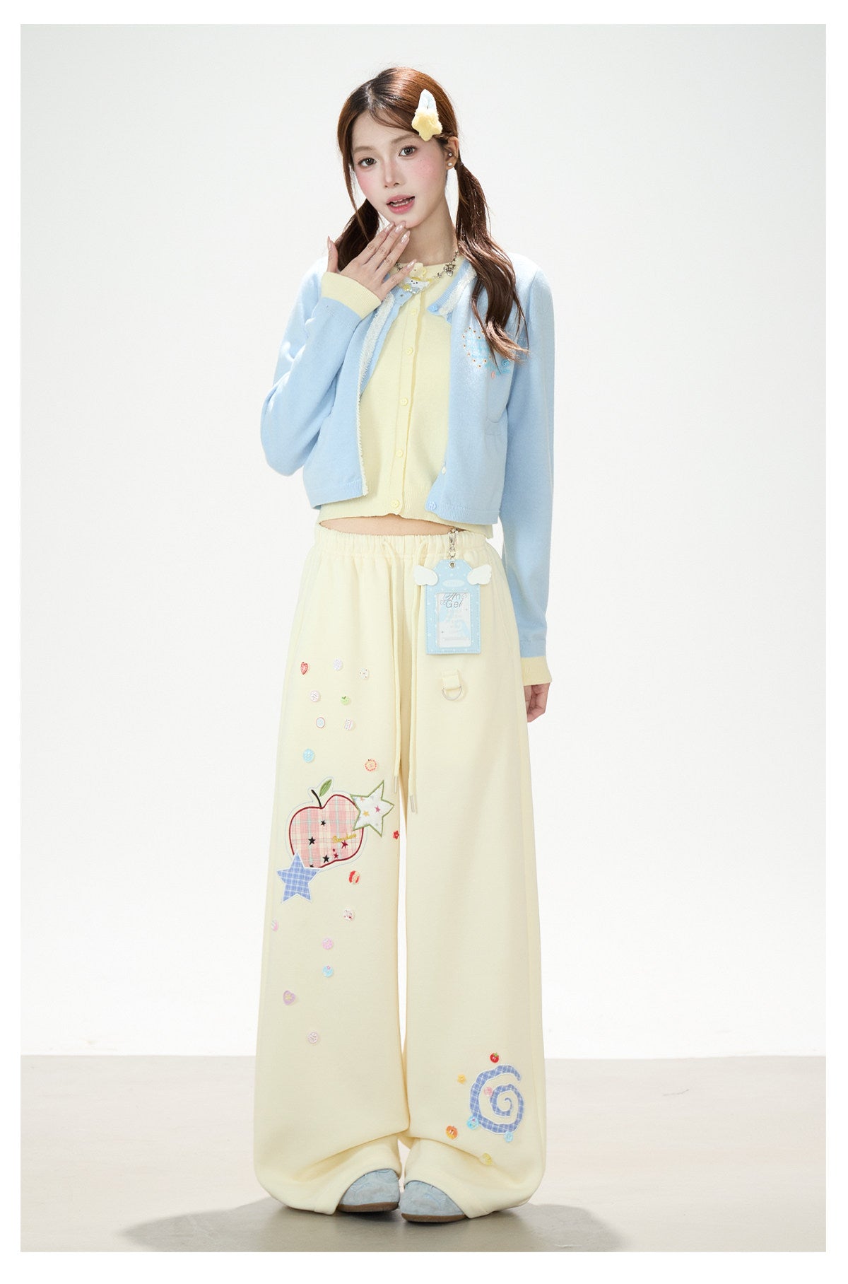 Apple Star Patch Wide-Leg Sweatpants