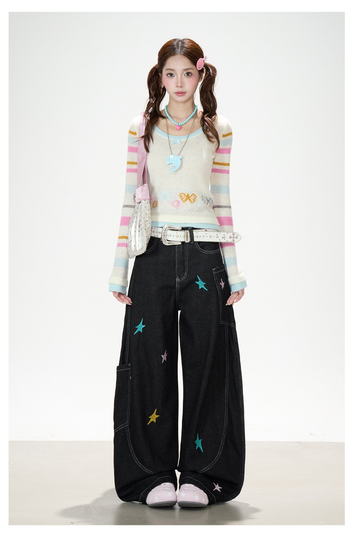 Star Embroidered Deconstructed Wide-Leg Cargo Jeans